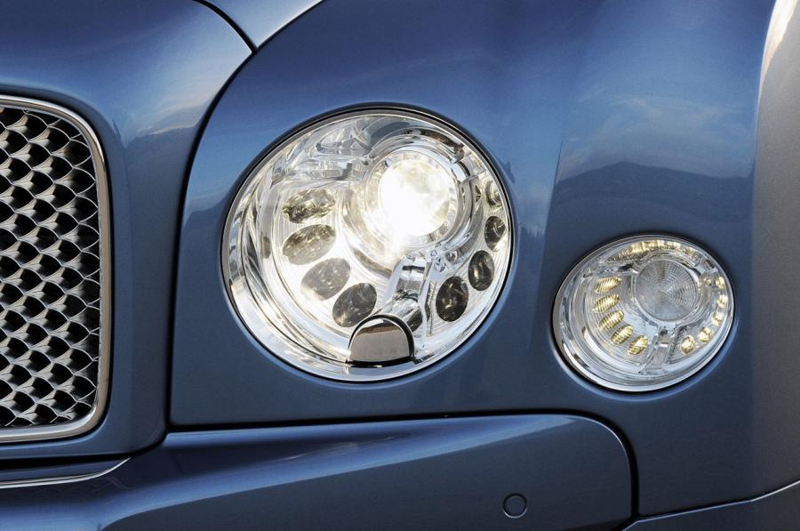  Bentley Mulsanne 2011 года  (фото 55 из 70)